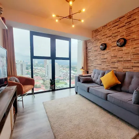 Cosmopolitan Apt 1407, 5 Star Facilities, 15M Sjo Airport, Parking, Pool, Gym San Jose  Exterior photo
