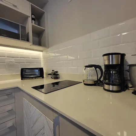 Cosmopolitan Apt 1407, 5 Star Facilities, 15M Sjo Airport, Parking, Pool, Gym San Jose  Exterior photo