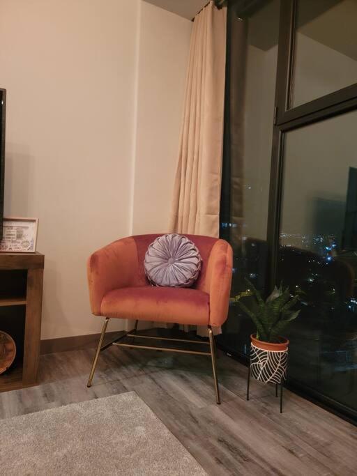 Cosmopolitan 1407, 5 Star Facilities, 15m Sjo Airport, Parking, Pool, Gym Apartment *