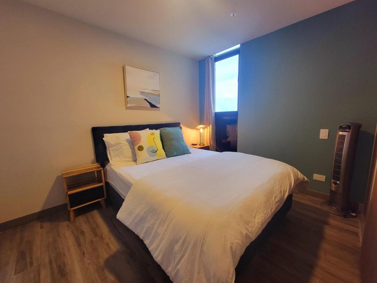 Cosmopolitan 1407, 5 Star Facilities, 15m Sjo Airport, Parking, Pool, Gym *